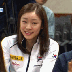 김연아 빵터진 웃음 부끄 초등학생들이 가장 존경하는 인물 선정 박수 선수 부끄러워